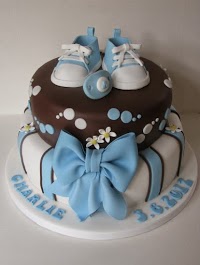 Kim Stewart CAKES 1063241 Image 0